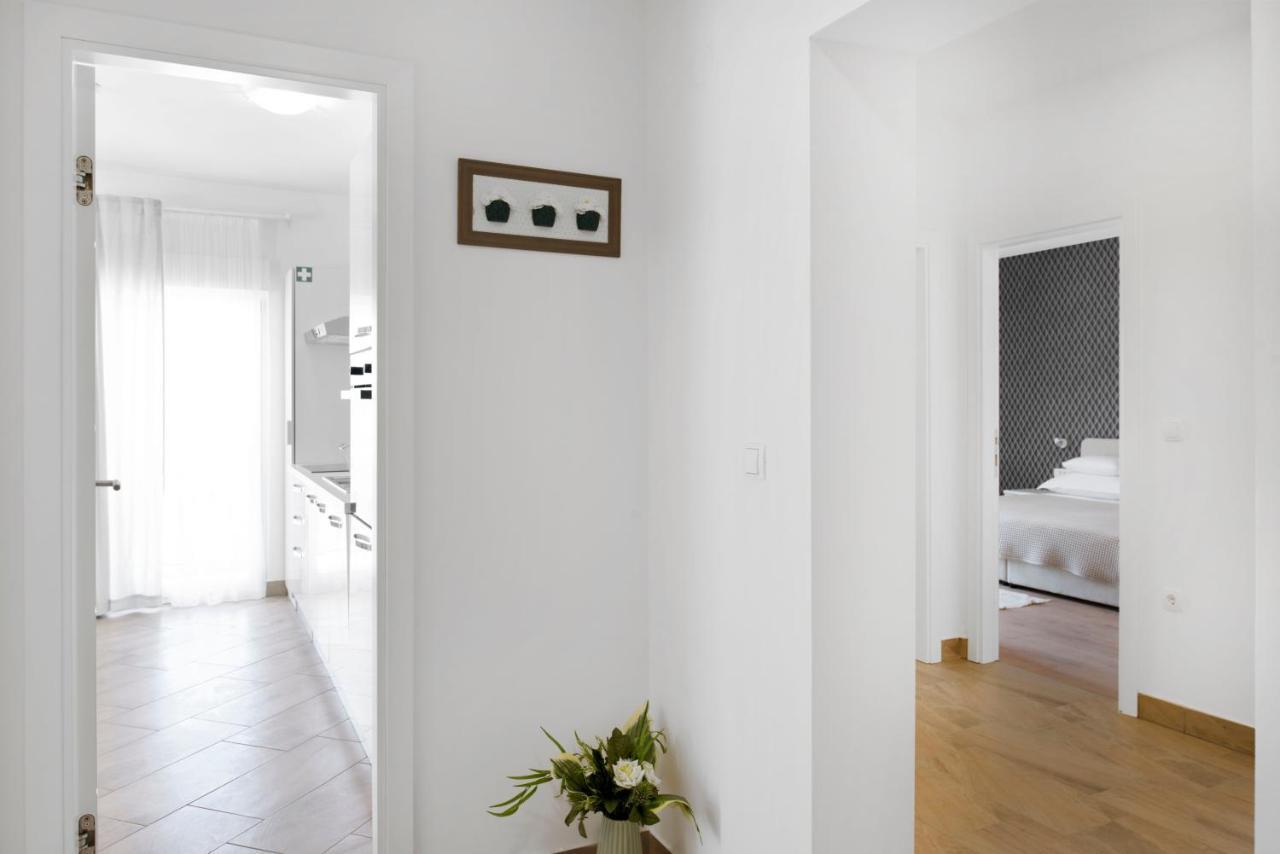 Aaa Anic Amazing Apartments Deluxe Spalato Esterno foto