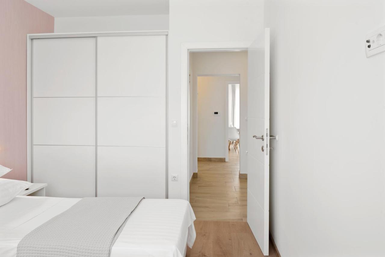 Aaa Anic Amazing Apartments Deluxe Spalato Esterno foto