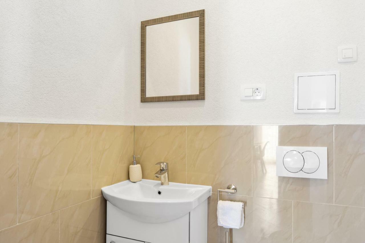 Aaa Anic Amazing Apartments Deluxe Spalato Esterno foto