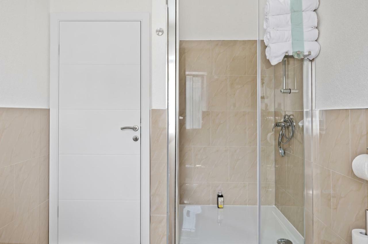 Aaa Anic Amazing Apartments Deluxe Spalato Esterno foto