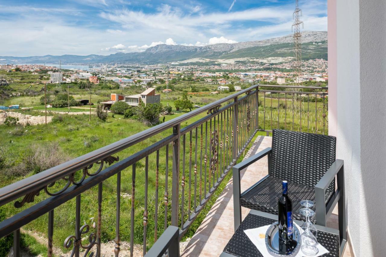 Aaa Anic Amazing Apartments Deluxe Spalato Esterno foto