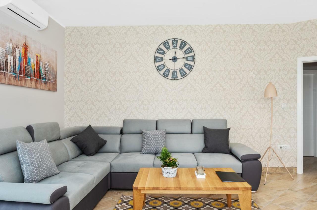 Aaa Anic Amazing Apartments Deluxe Spalato Esterno foto