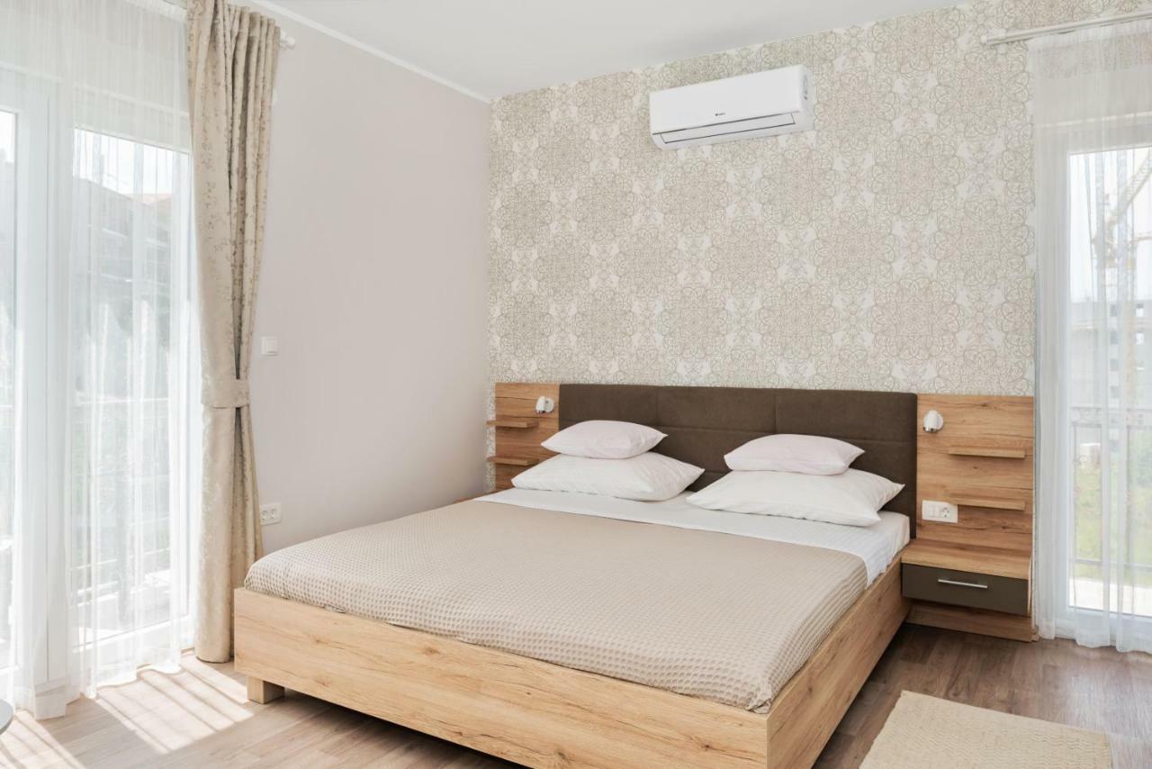 Aaa Anic Amazing Apartments Deluxe Spalato Esterno foto